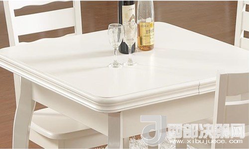 喜歡白色餐桌 但椅子該如何搭配？