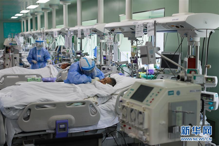 （新華全媒頭條·圖文互動）（1）上下同心，守望相助——中國抗疫眾志成城的生動實(shí)踐